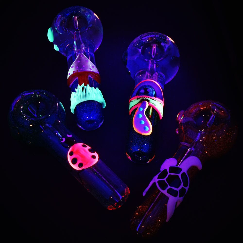 Front view of the 5" Freezable Glycerin Glitter Glow Spoon Pipe, showcasing a colorful, glitter-filled glass pipe with a glowing effect.