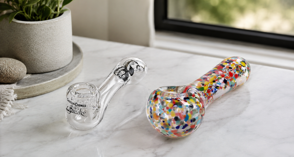 Spoon Pipe vs Sherlock Pipe: Comparing Classic Hand Pipe Styles