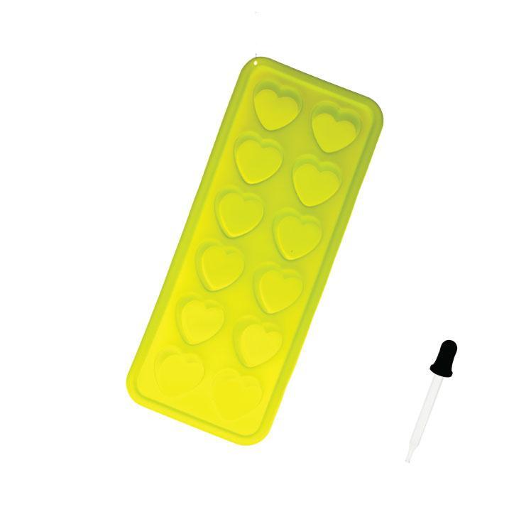 Daily High Club Bakeware Green Silicone Heart Ice Cube Tray