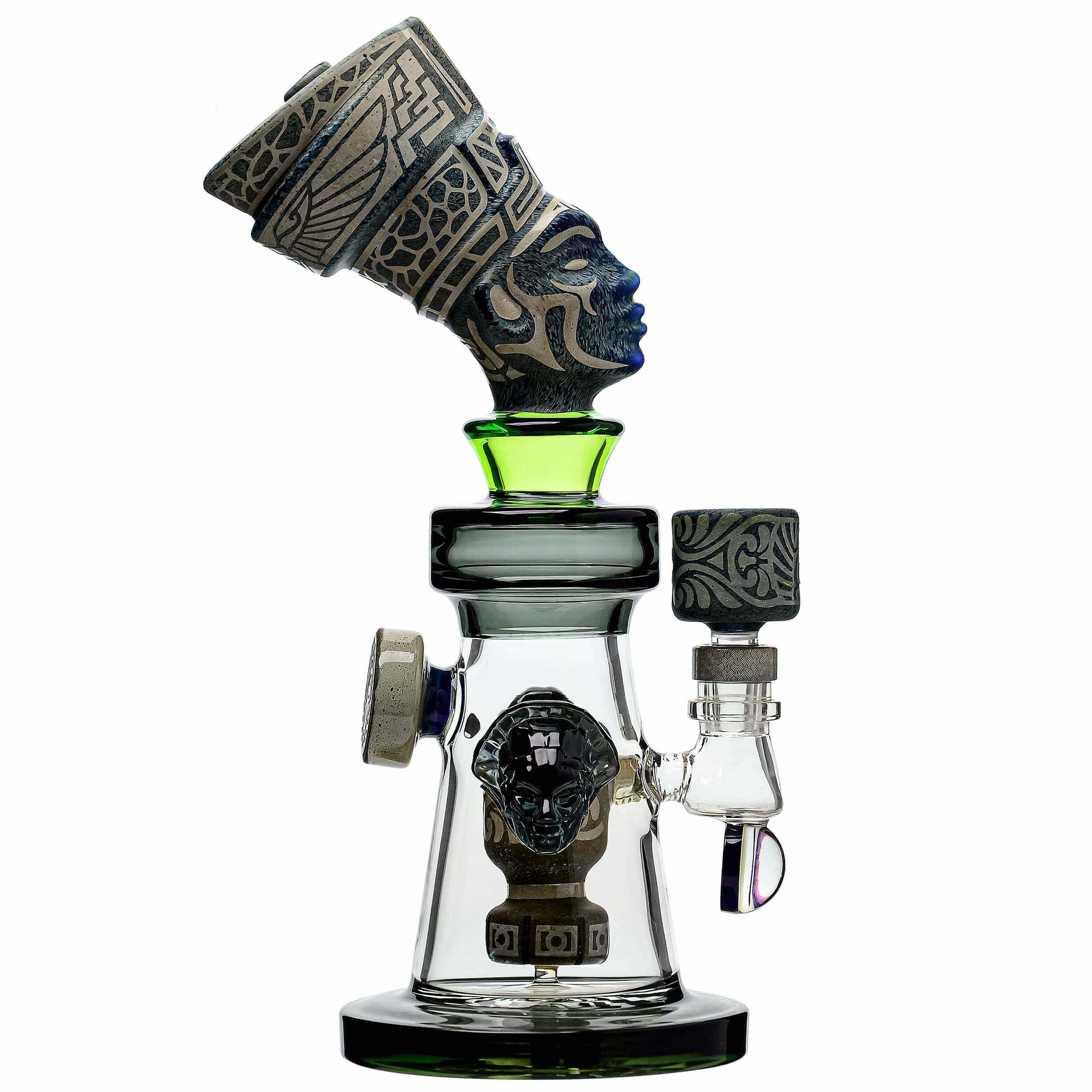 Front view of the ETCH DAB RIG-V4| featuring a detailed, sculpted design on its dark-colored glass body.