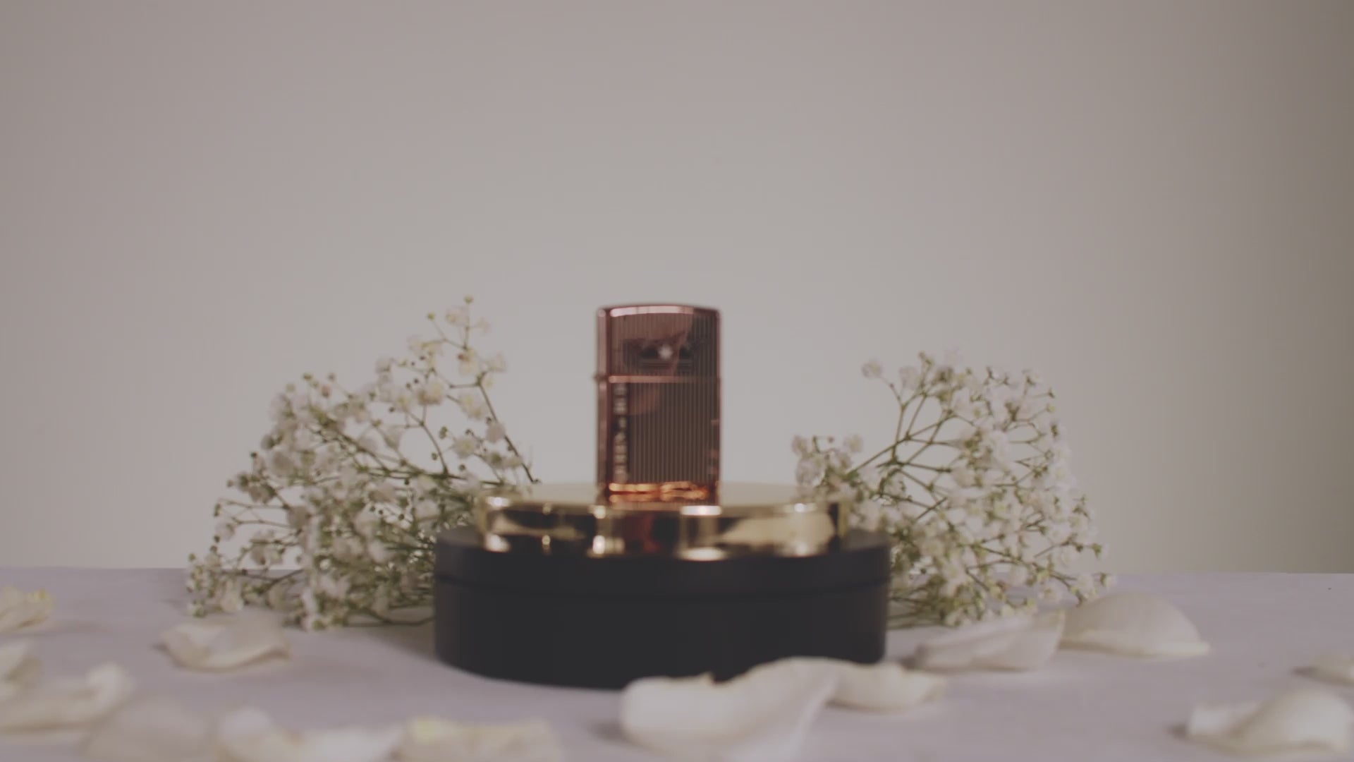 Queen of Bud Rose Quartz Vertical Flame Zippo
