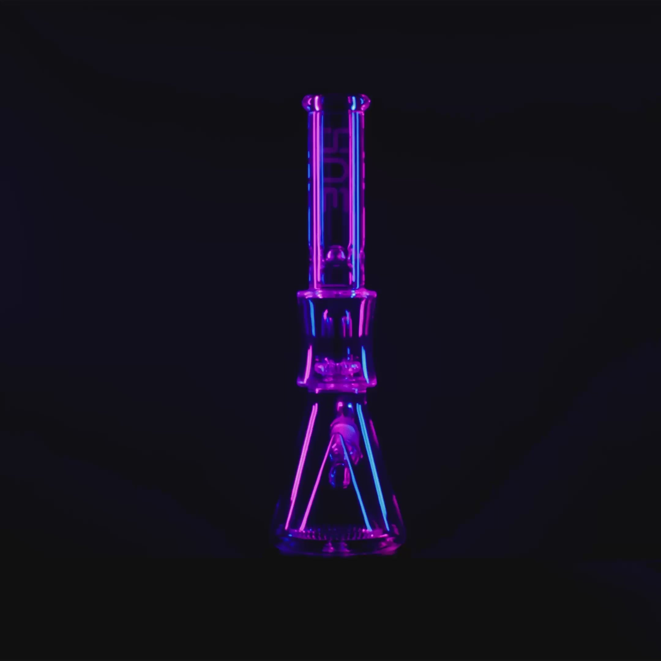 Hue Pyramid Bong Clear - 16.25"