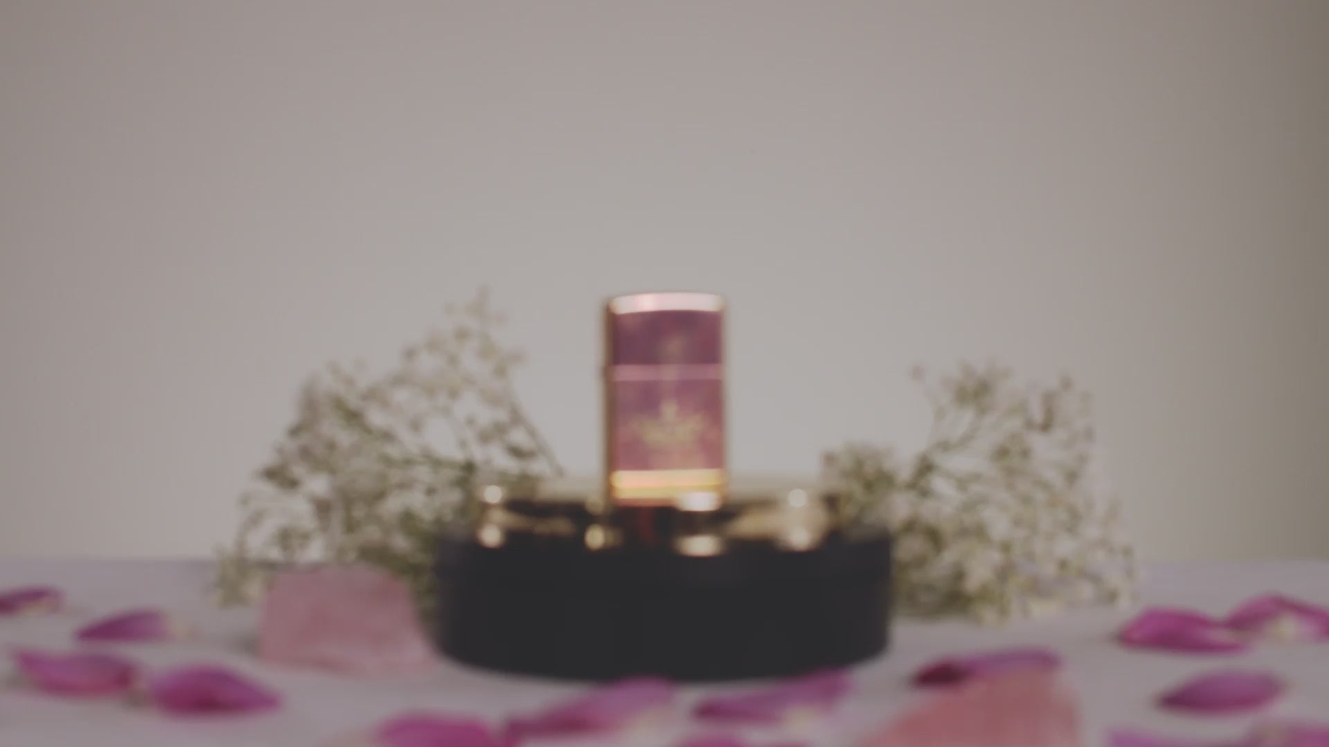 Queen of Bud Rose Quartz Mosaic Zippo