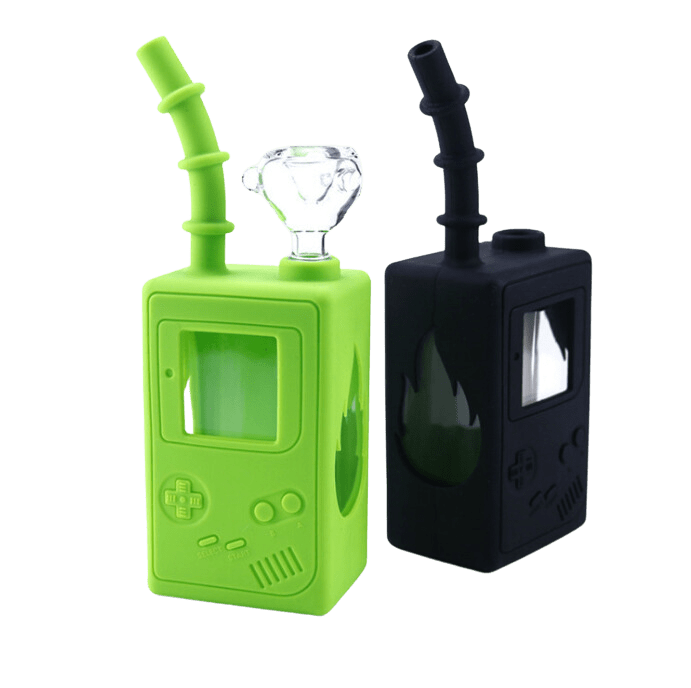 Cloud 8 Smoke Accessory Water Pipe 5'' Silicone & Glass Game Console Water Pipe Bubbler Mini Bong