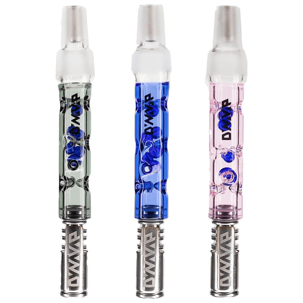 Front view of the BB6| a clear glass piece with a simple cylindrical shape and visible joint details.