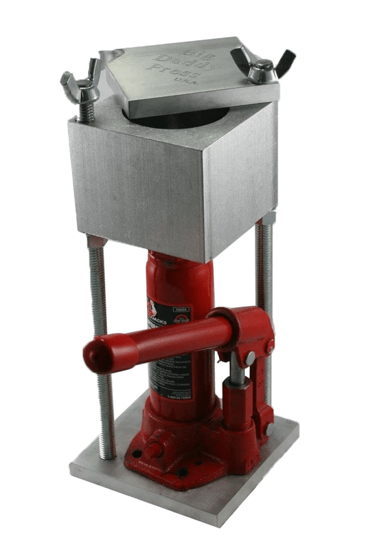 A straight-on view of the silver Big Daddy Press, featuring a red hydraulic jack centered between two metal posts.