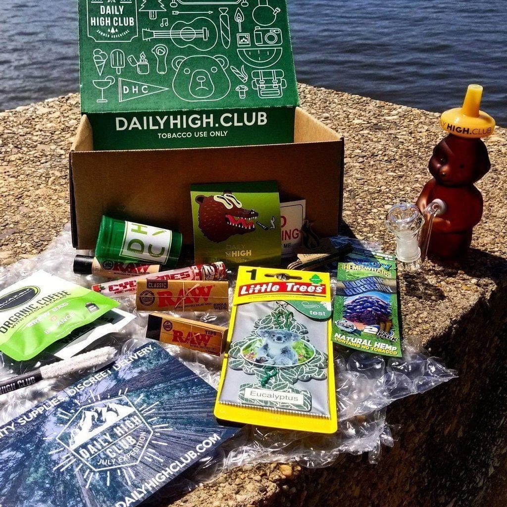 Daily High Club subscription box "Bear Essentials" Smoking