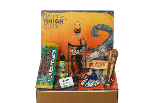 Daily High Club Box "Spooktober Scorpion" Smoking Box