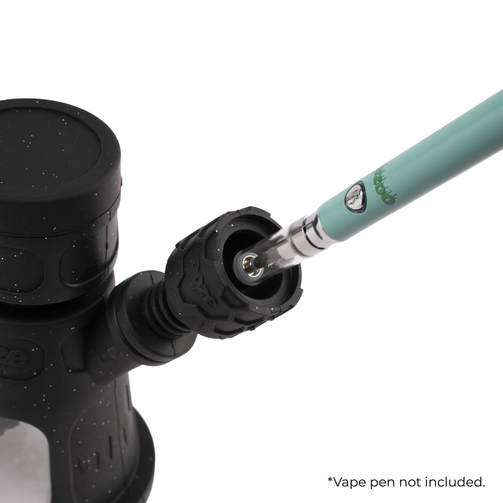 Close-up of the Ooze Hyborg Silicone Glass 4-in-1 Hybrid Water Pipe and Nectar Collector’s joint, showing a dark silicone exterior.