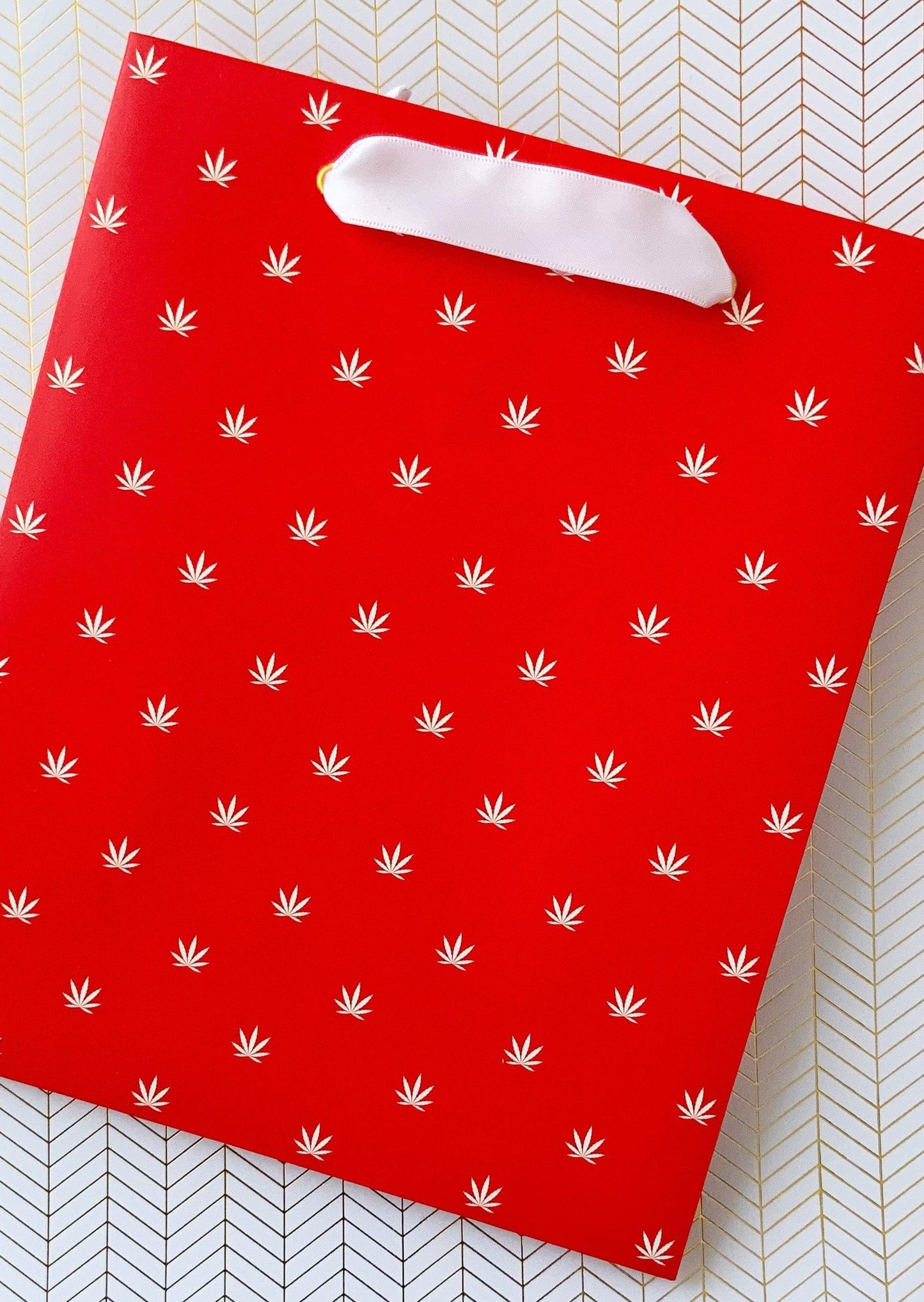 KushKards Gift Bag & Tissue Red & White Pot Leaf Print Gift Bag