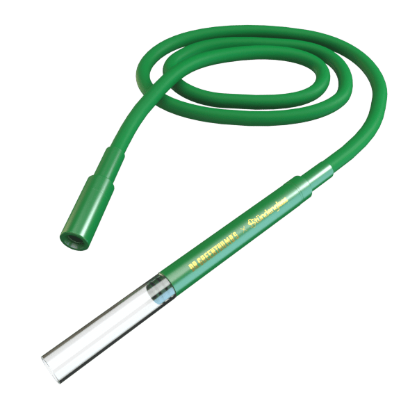 Angled close-up of the green Dr. Greenthumb's X Stündenglass Hose Assembly coiled on a white background with its metal mouthpiece and logo visible